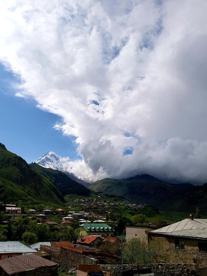 Guest House On V. Pshavela 50 Kazbegi Exterior foto